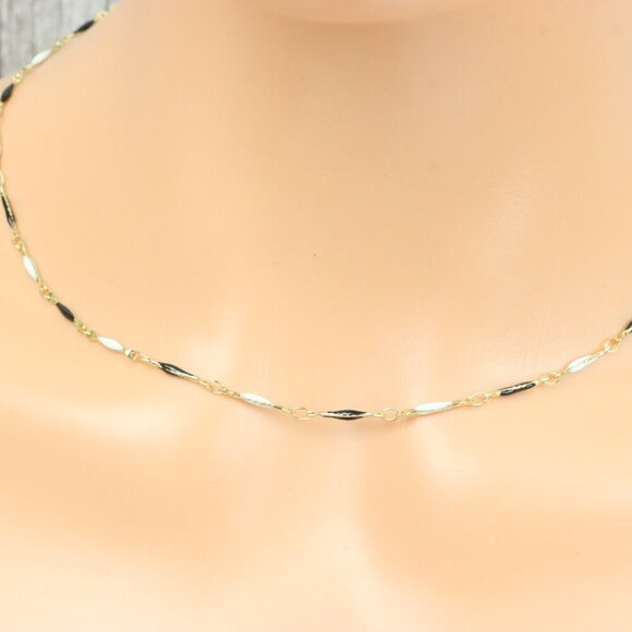 Minimalist Necklace Chain, Elegant Jewelry for Women & Girls | MLCRC1015 - Picture 8 of 10